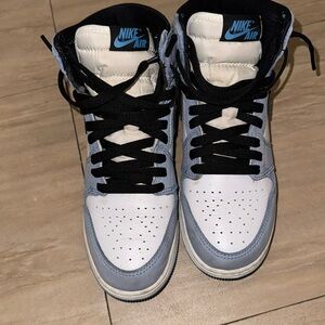 Used University Blue